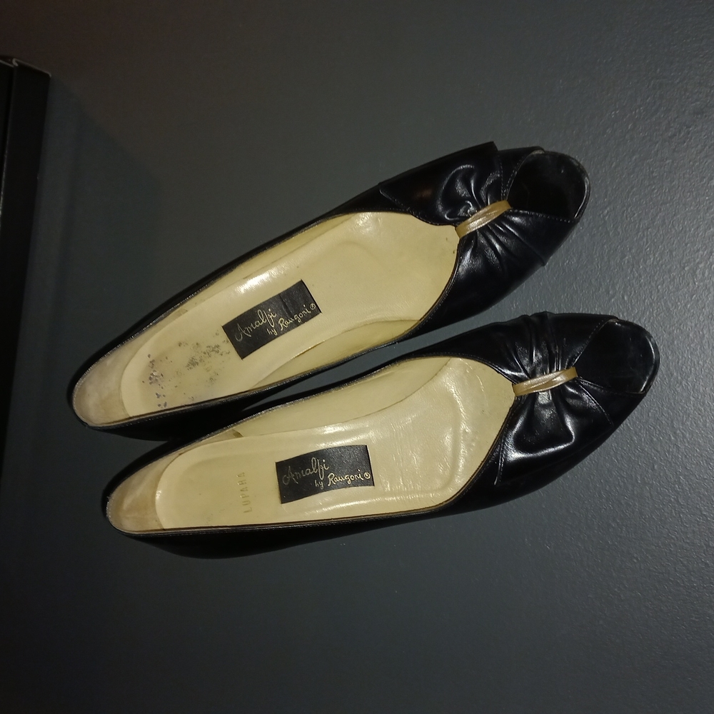 Amalfi by Rangoni, Vintage Heels, Size 38, Black with Bows